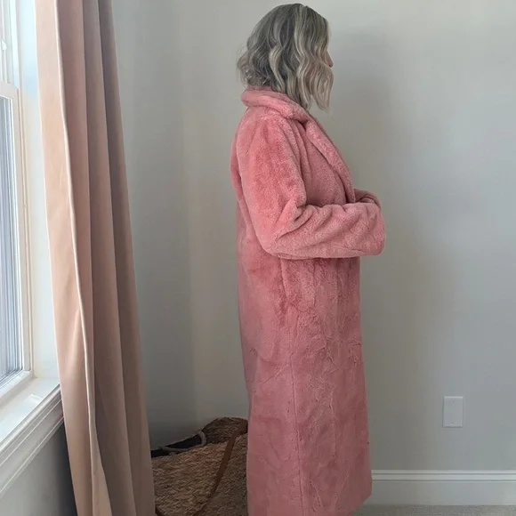PrettyLittleThing Pink Faux Fur coat - Picture 4 of 5
